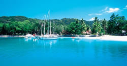 De Seychellen: palmen, azuurblauw water en witte stranden